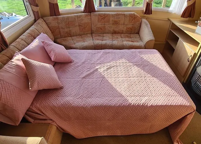 Tarn Bay Retreat- Sea- Fells- Beach- Views-farm