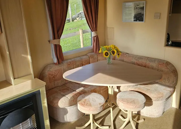 Tarn Bay Retreat- Sea- Fells- Beach- Views-farm * Millom