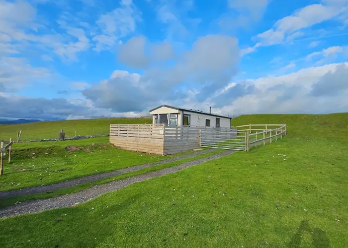 Tarn Bay Retreat- Sea- Fells- Beach- Views-farm * Millom