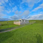 Tarn Bay Retreat- Sea- Fells- Beach- Views-farm * Millom